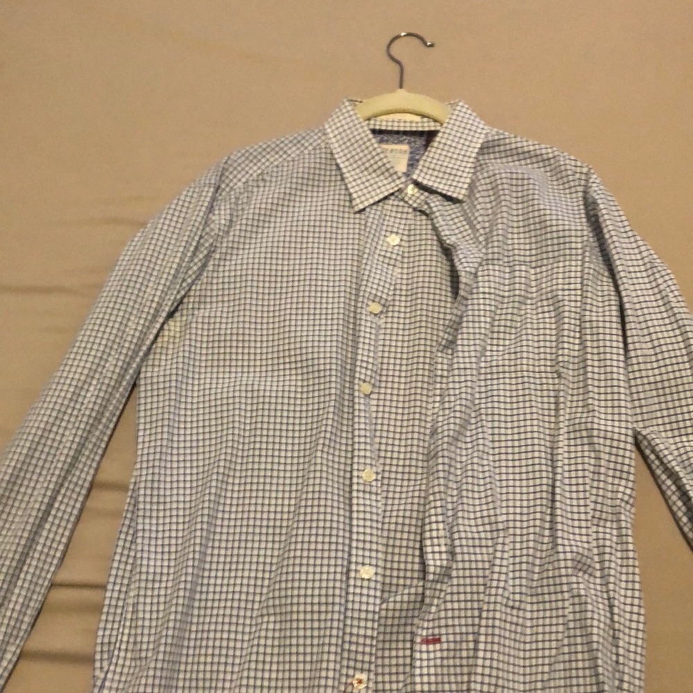 Benson white and blue stripe button up